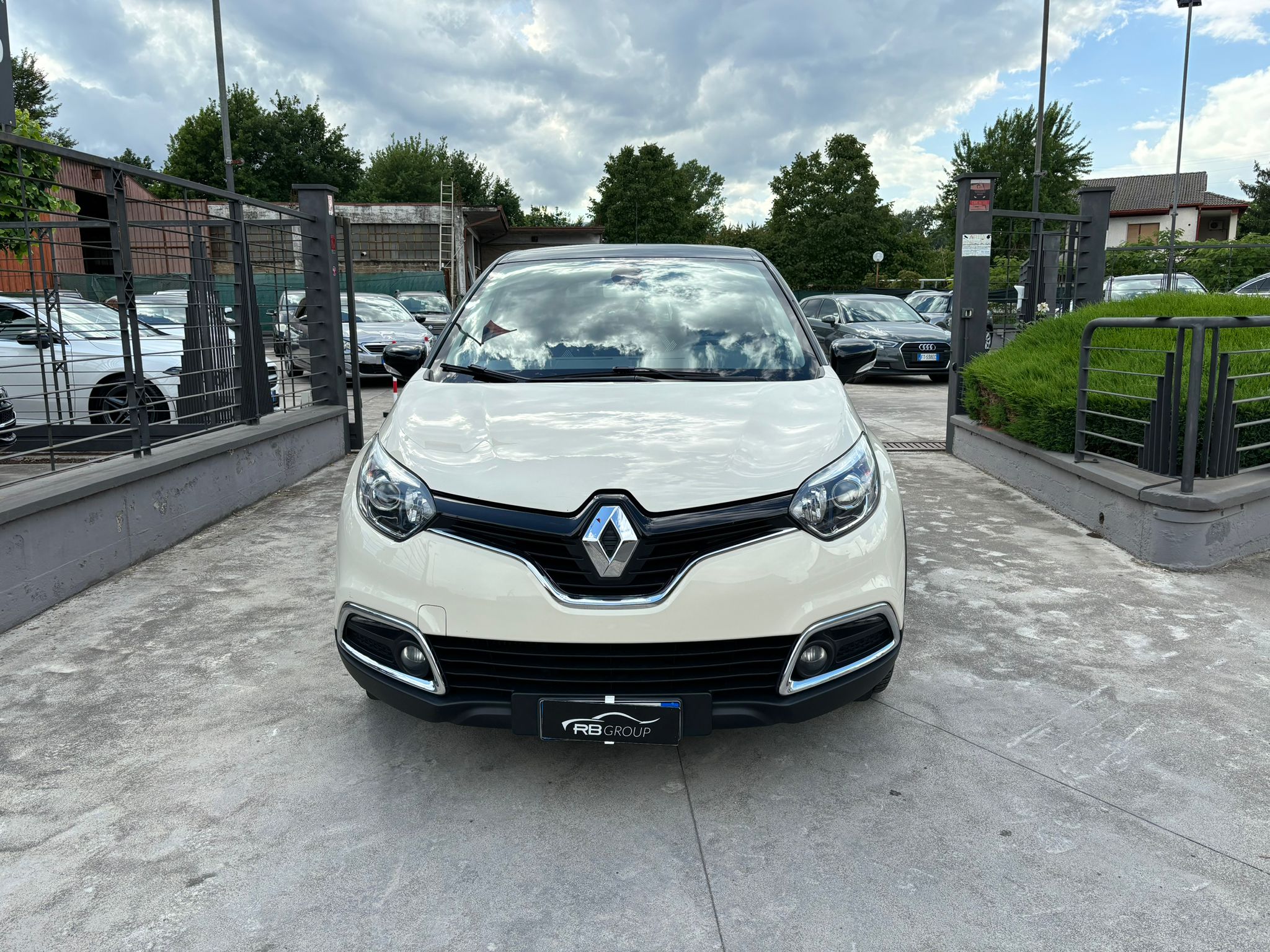 Renault Captur 1.5 dCi 8V 90 CV EDC Energy R-Link - immagine 2