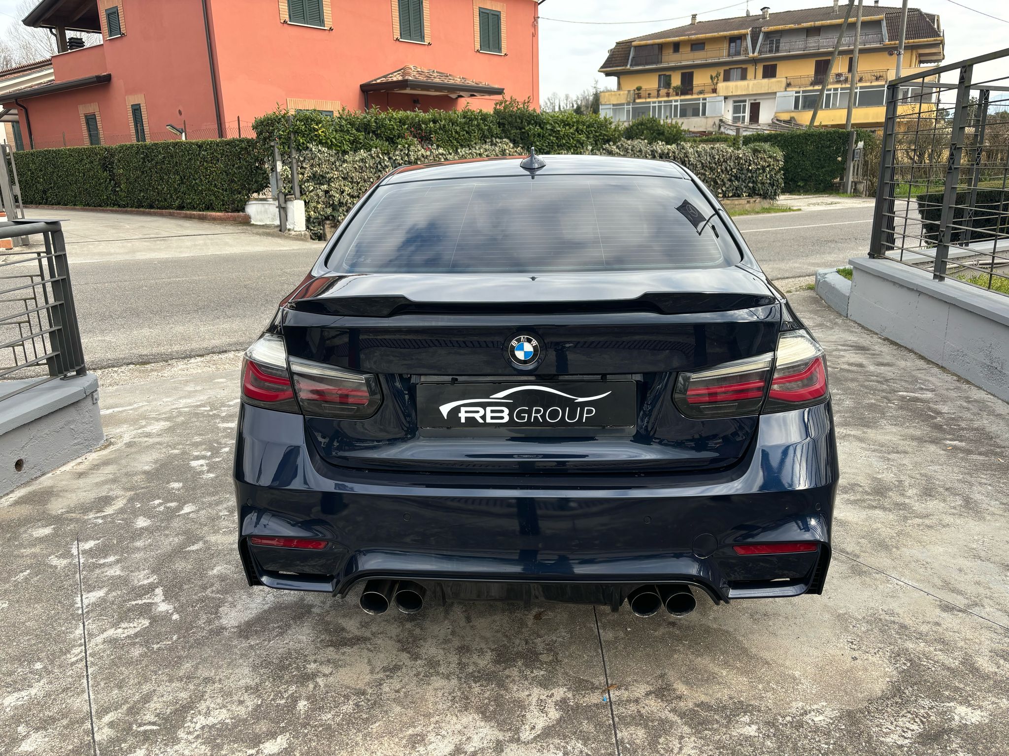 BMW 320d M SPORT - immagine 5