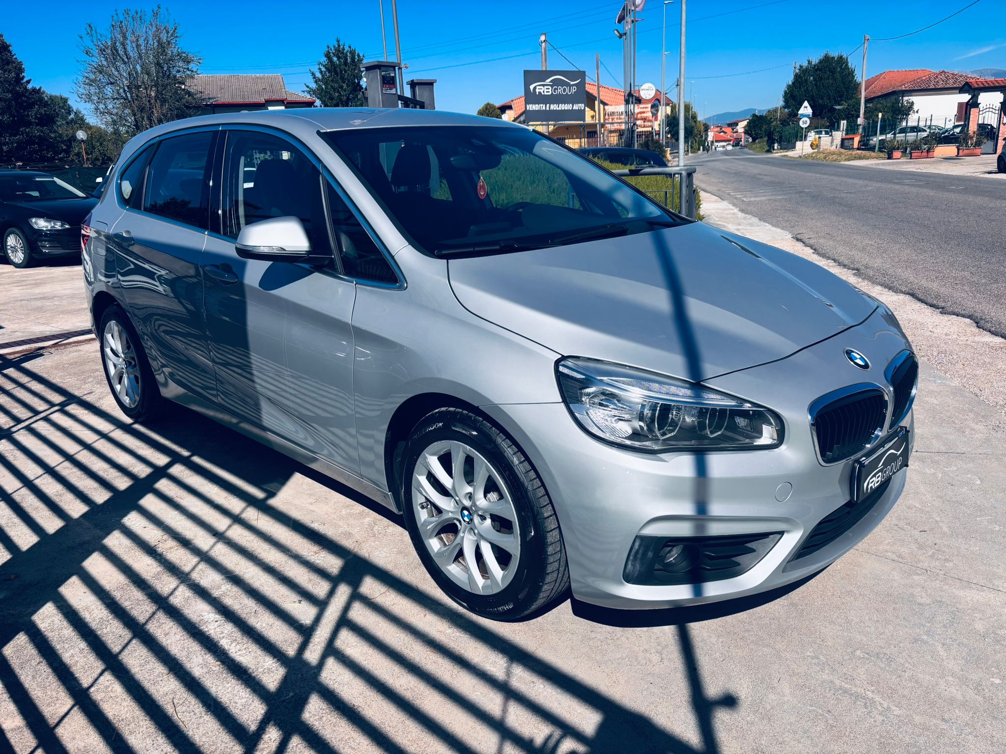 BMW 216 Serie 2 F45 2014 Active Tourer 216d Sport auto - immagine 3