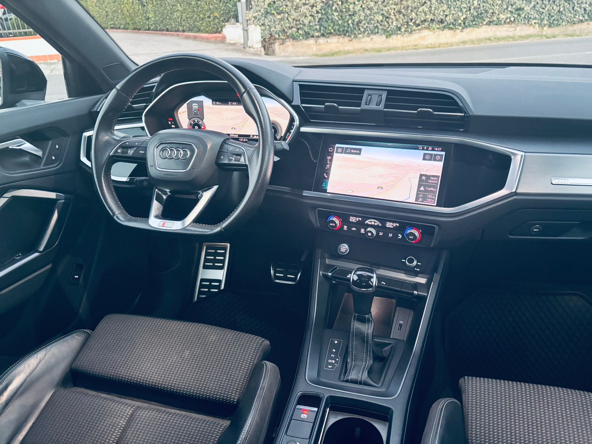 Audi Q3 II 2019 35 2.0 tdi S line edition s-tronic - immagine 15