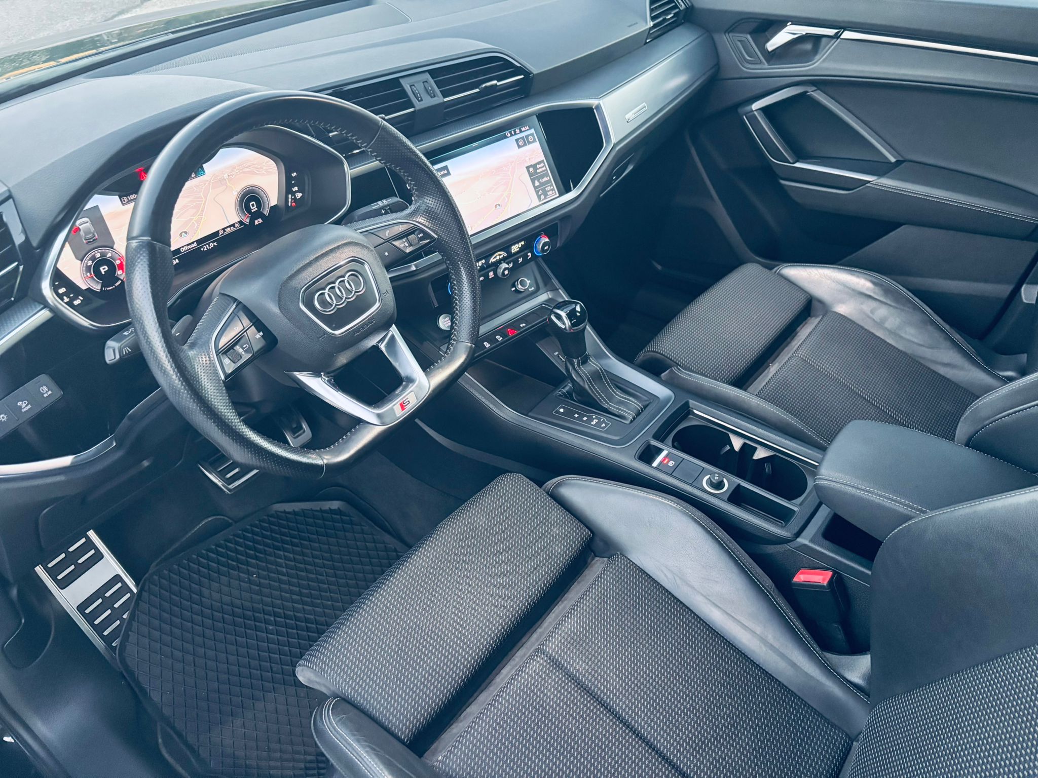 Audi Q3 II 2019 35 2.0 tdi S line edition s-tronic - immagine 17