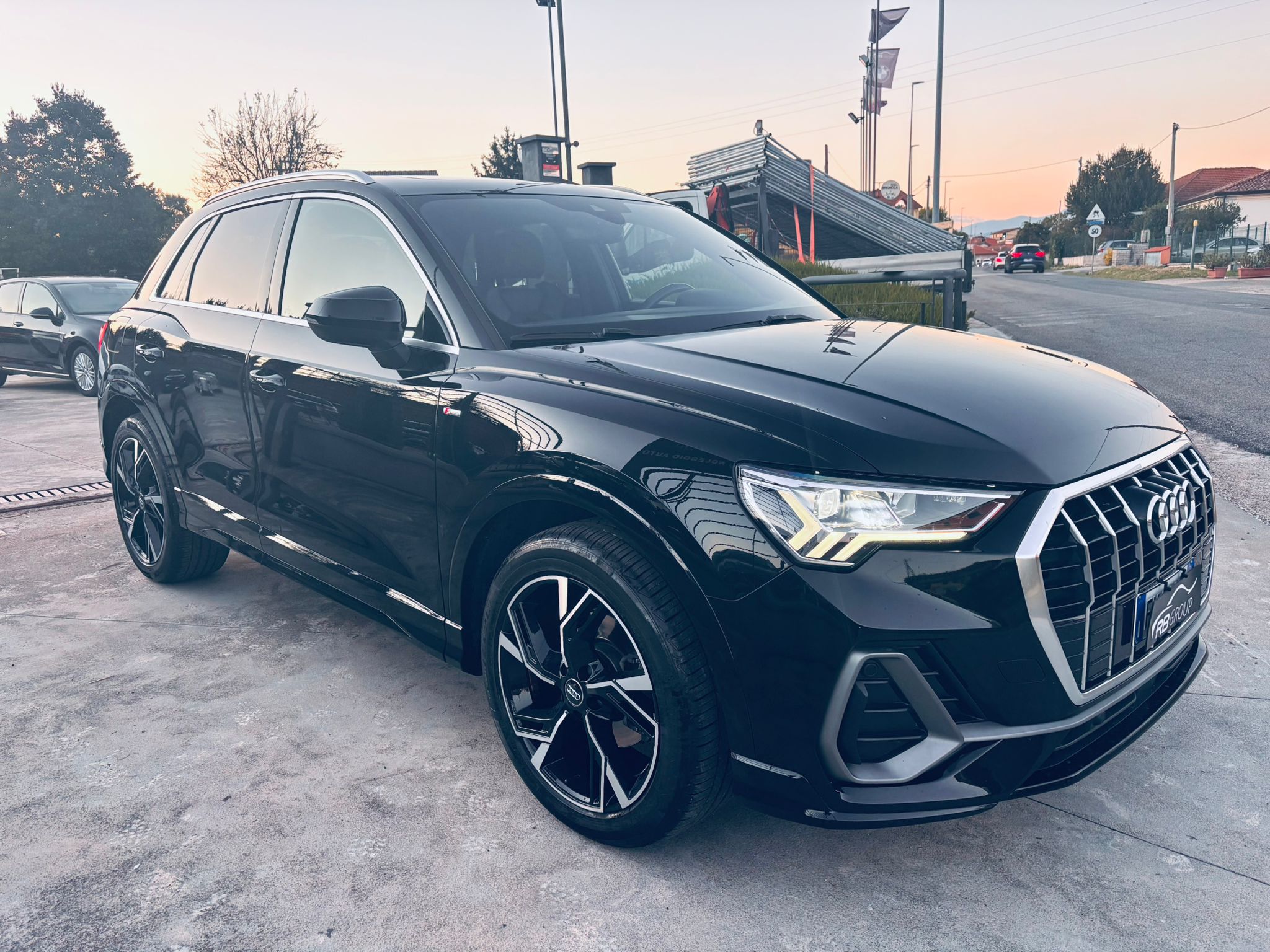 Audi Q3 II 2019 35 2.0 tdi S line edition s-tronic - immagine 3