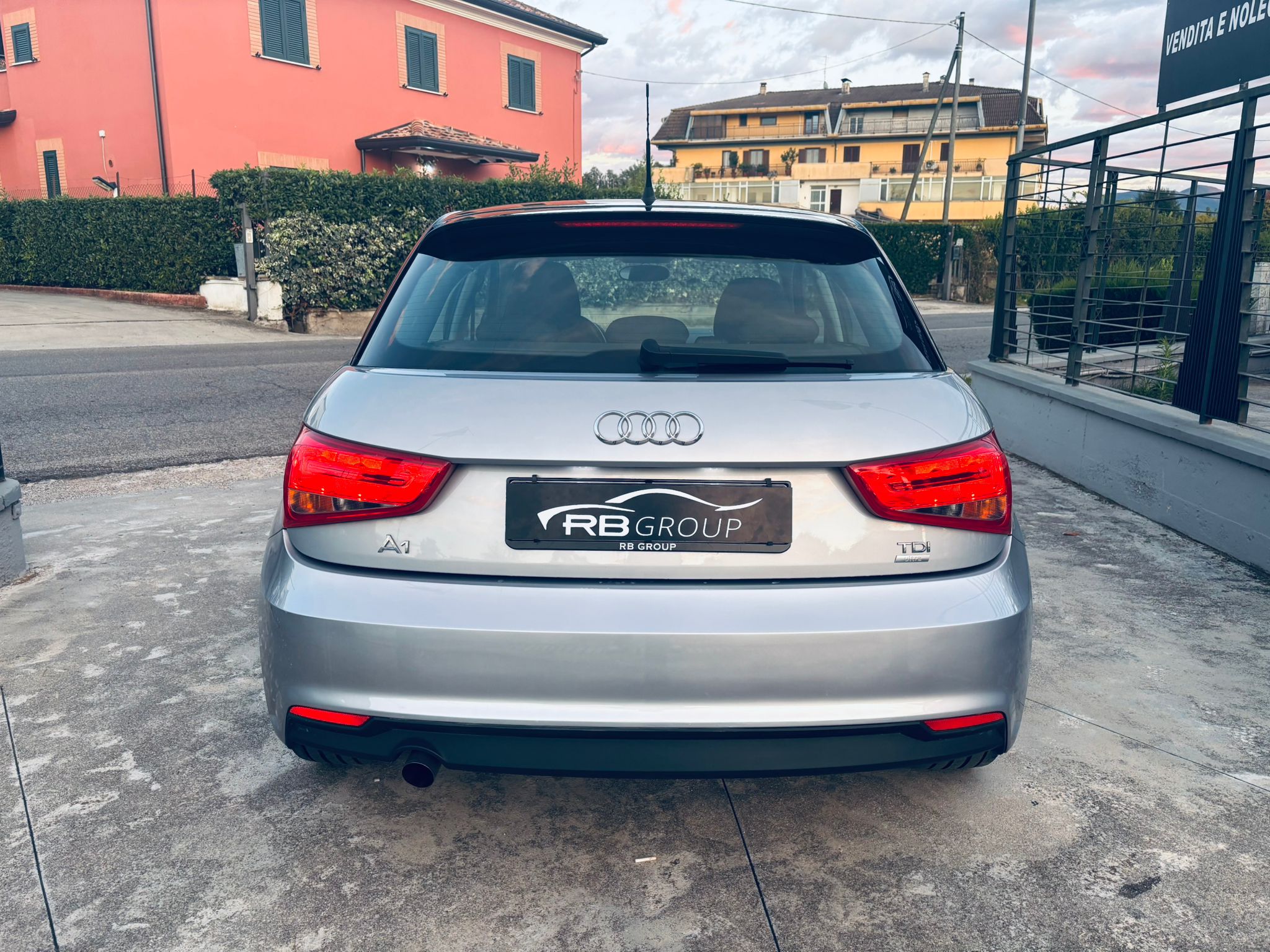 A1 I 2015 Sportback Sportback 1.4 tdi Metal ultra - immagine 5