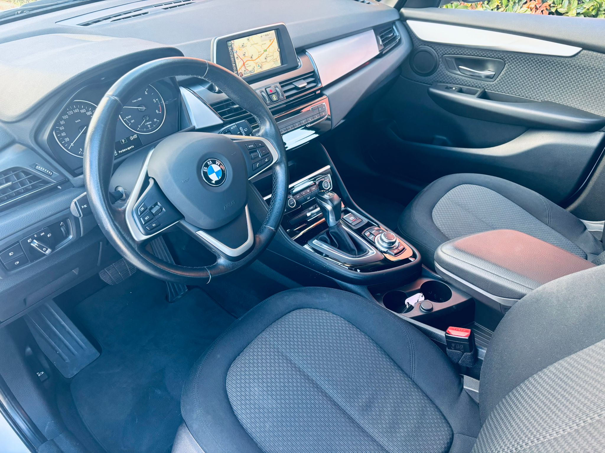 BMW 216 Serie 2 F45 2014 Active Tourer 216d Sport auto - immagine 11