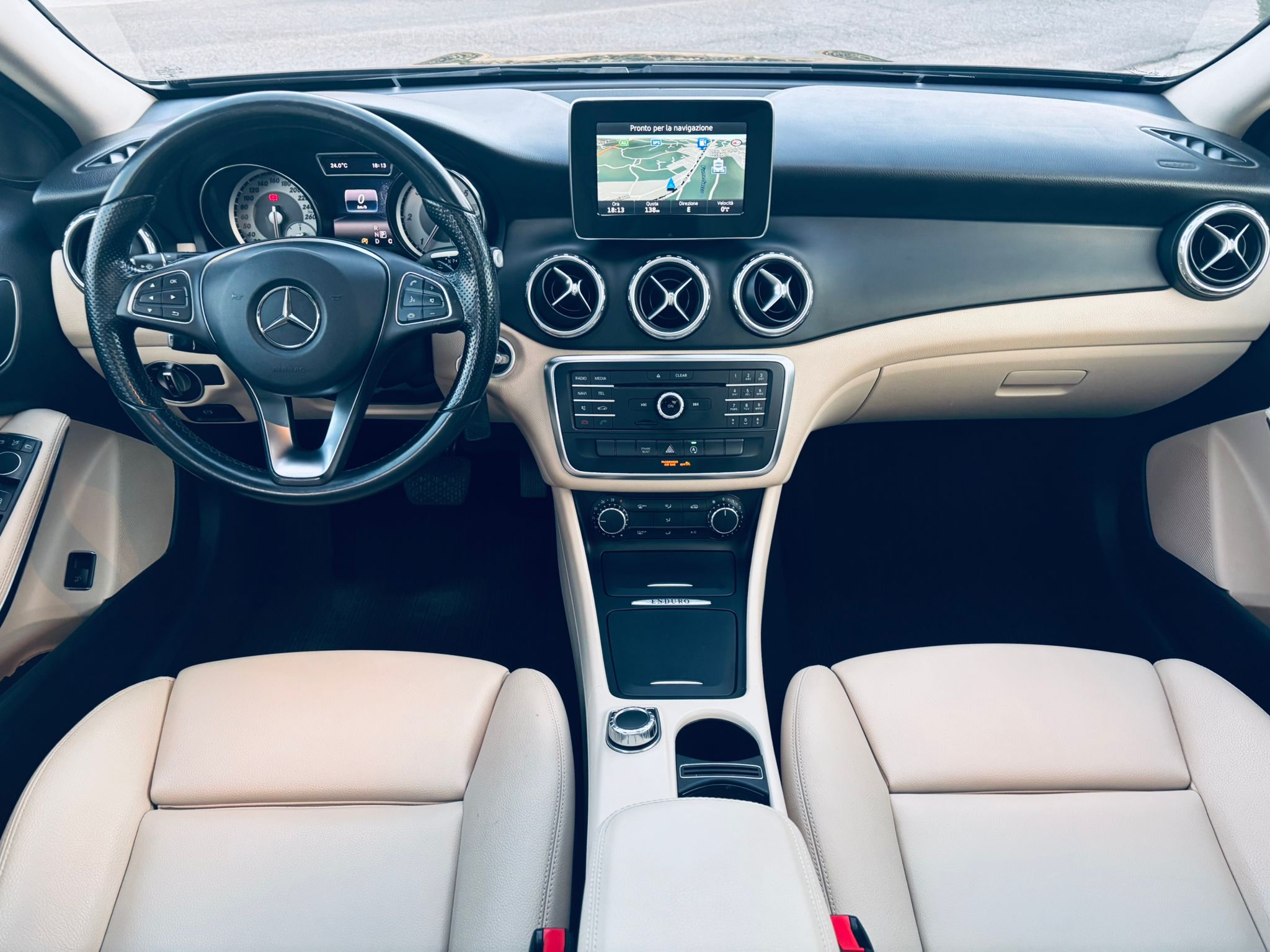 Mercedes-Benz GLA 200-X156 2014 d (cdi) Premium auto "TETTO" - immagine 11