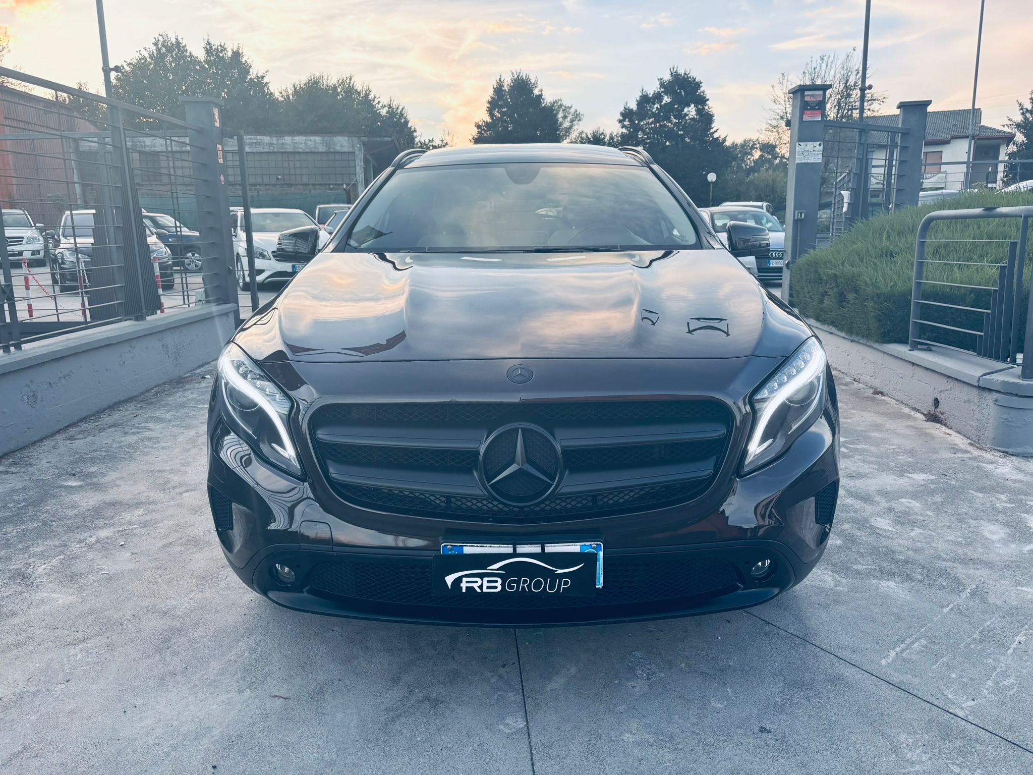 Mercedes-Benz GLA 200-X156 2014 d (cdi) Premium auto "TETTO" - immagine 2