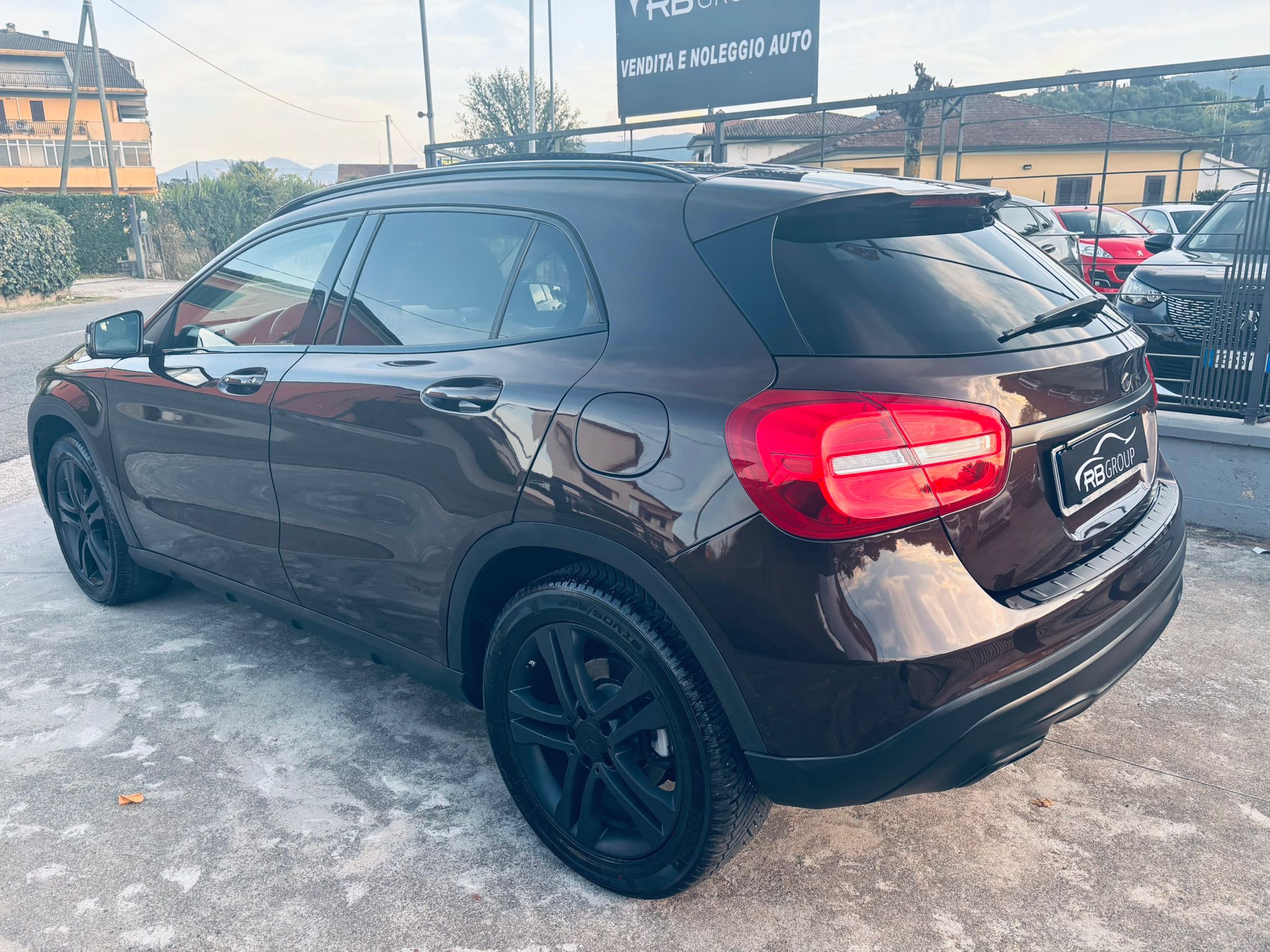 Mercedes-Benz GLA 200-X156 2014 d (cdi) Premium auto "TETTO" - immagine 6