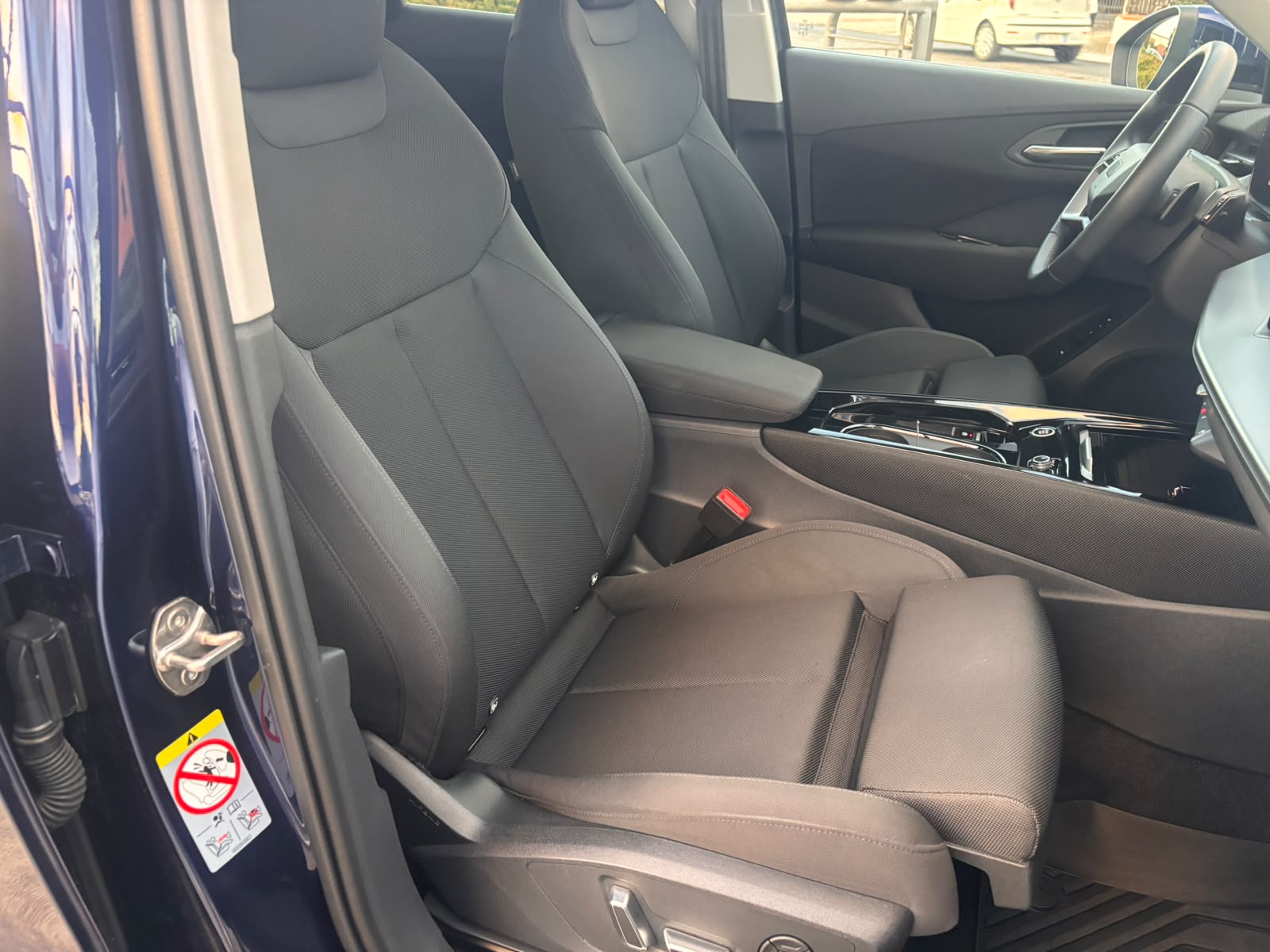 Audi Q3 35 TDI S tronic line edition - immagine 13