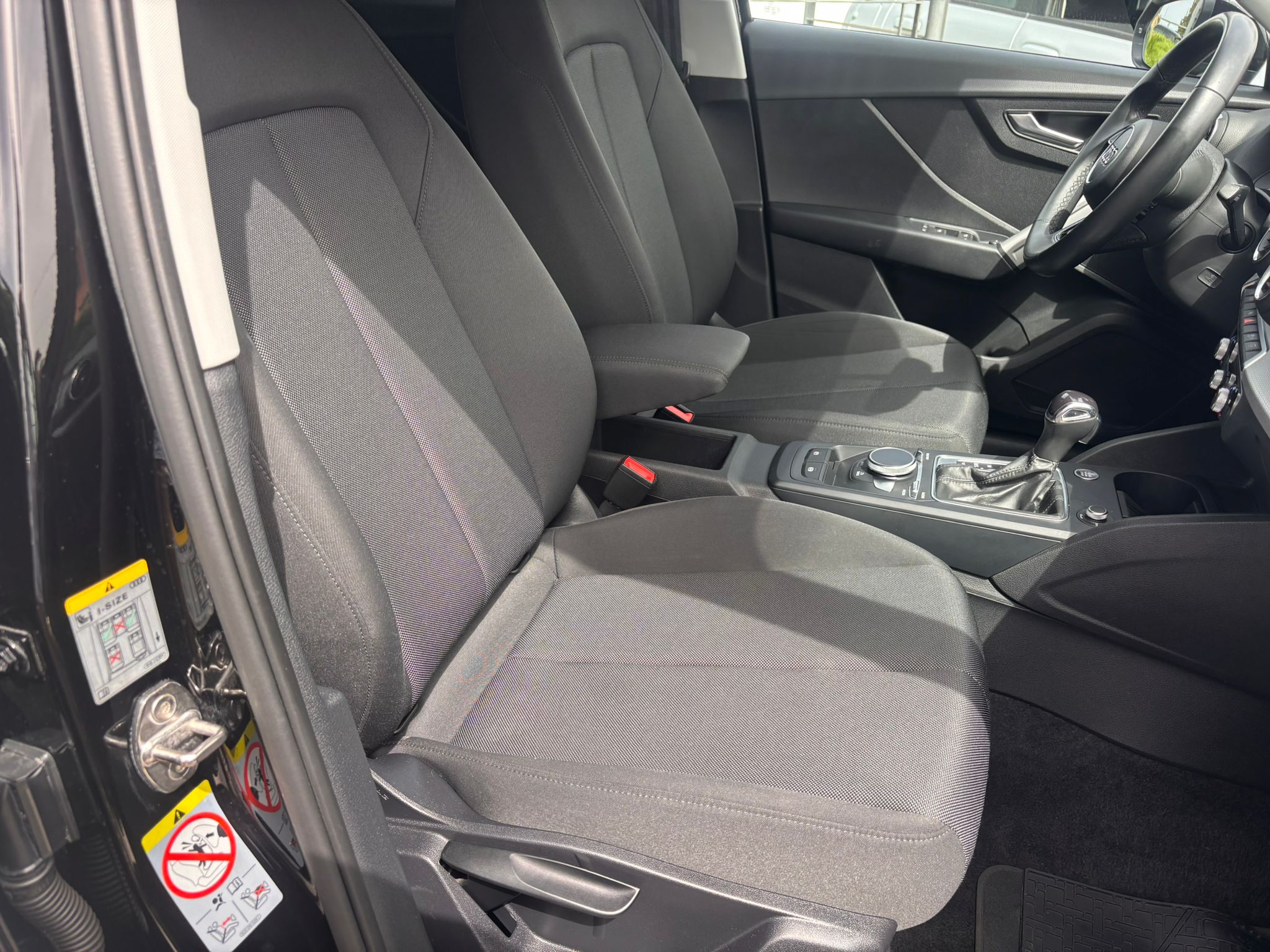 Audi Q2 30 TDI Admired - immagine 11