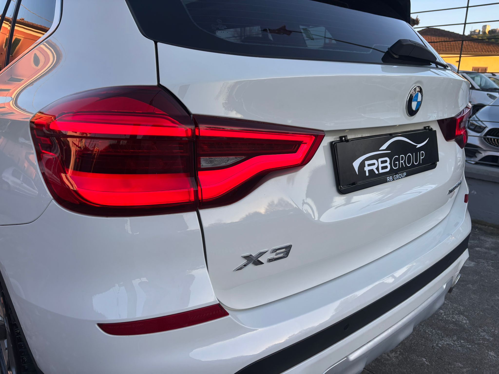 Bmw X3 xDrive20d Luxury - immagine 8