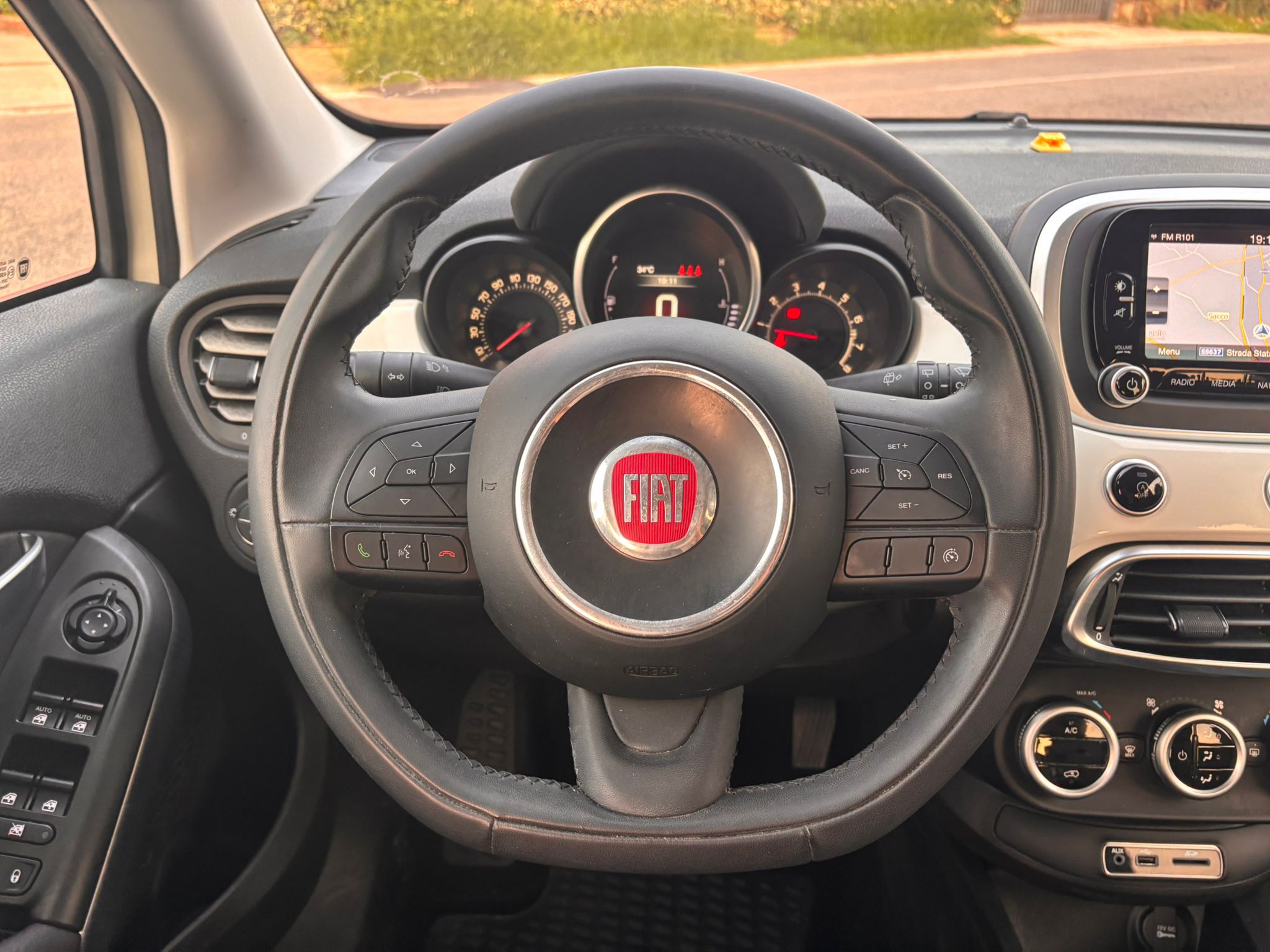 Fiat 500X 1.4 MultiAir 140 CV Lounge - immagine 12