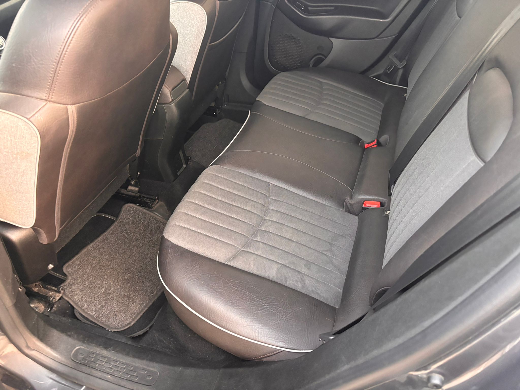Fiat 500X 1.3 MultiJet 95 CV Lounge - immagine 13
