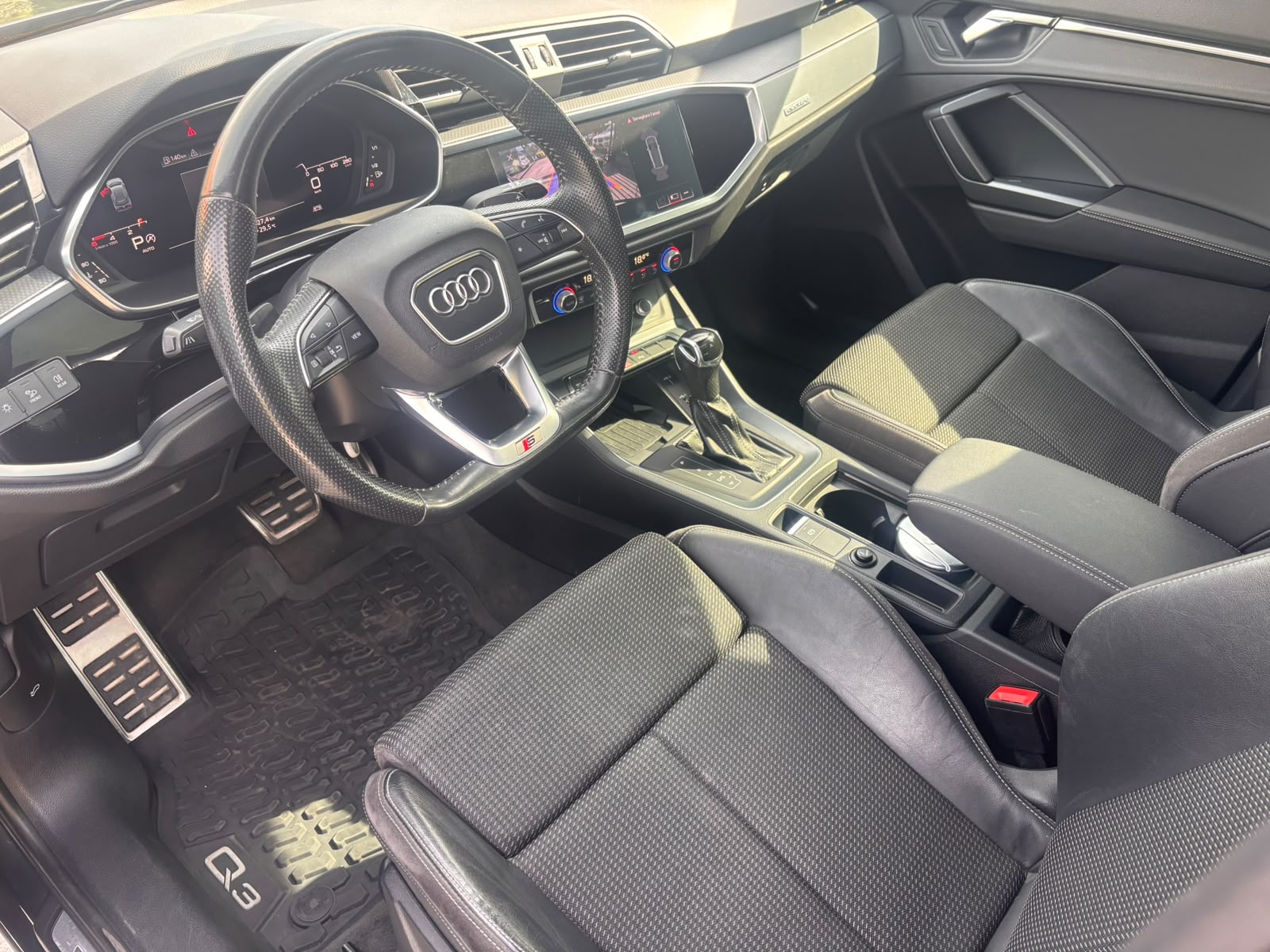 Audi Q3 40 TDI quattro S tronic line edition - immagine 14