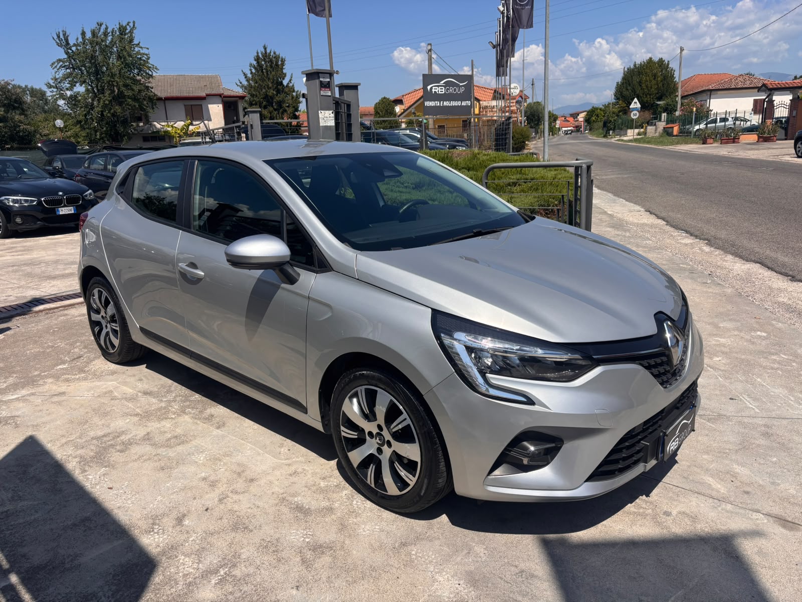 Renault Clio TCe 90 CV 5 porte Zen - immagine 3