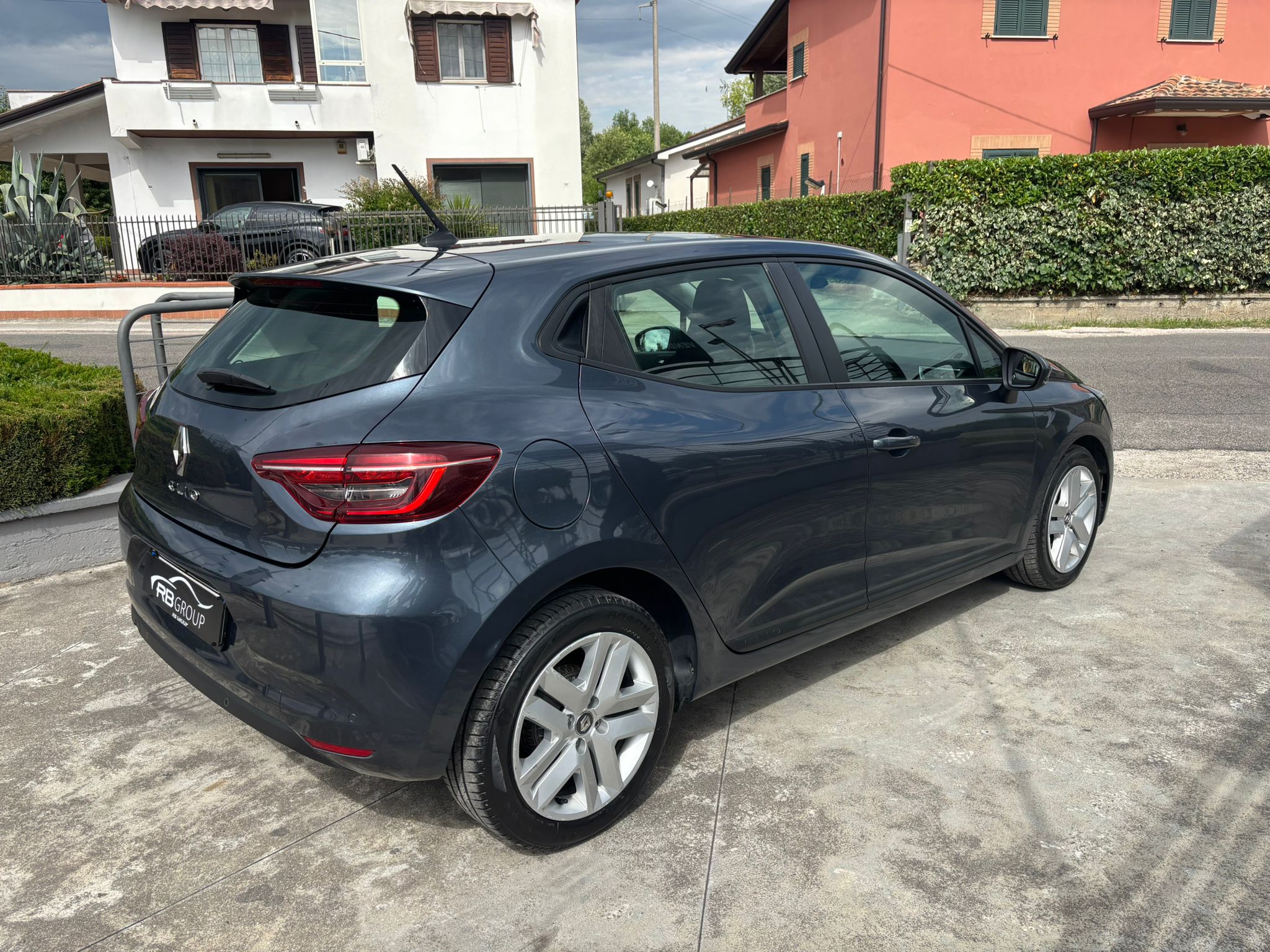 Renault Clio TCe 90 CV 5 porte Techno - immagine 4