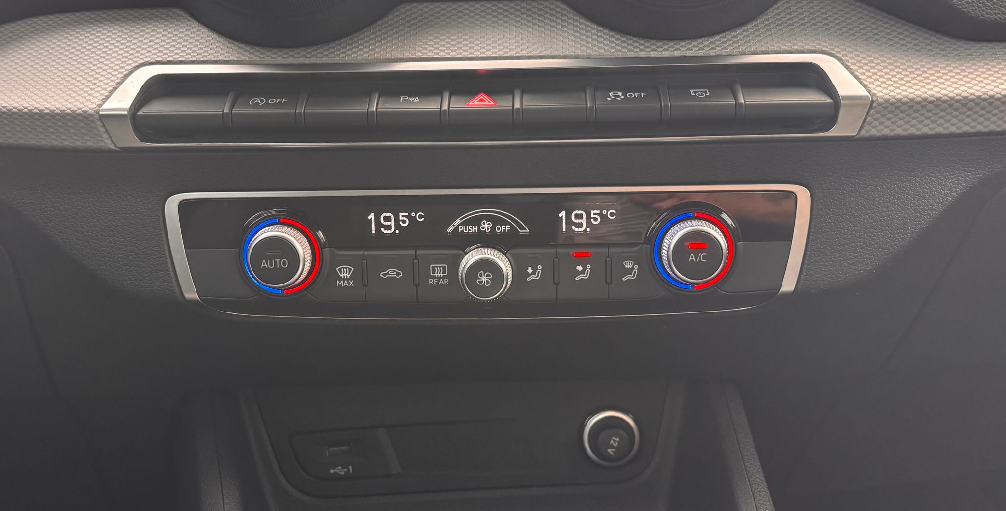 Audi Q2 30 TDI Admired - immagine 16