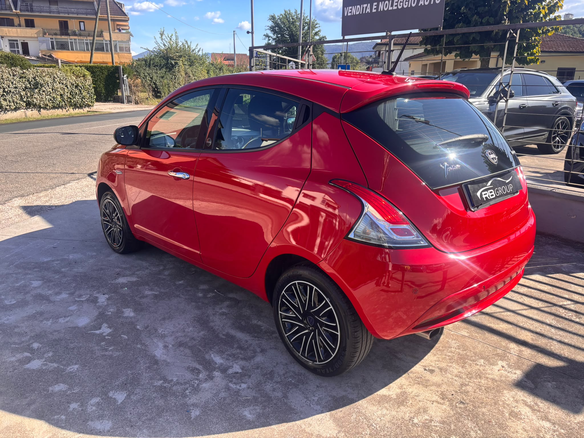 Lancia Ypsilon 1.2 69 CV 5 porte S&S Platinum - immagine 6