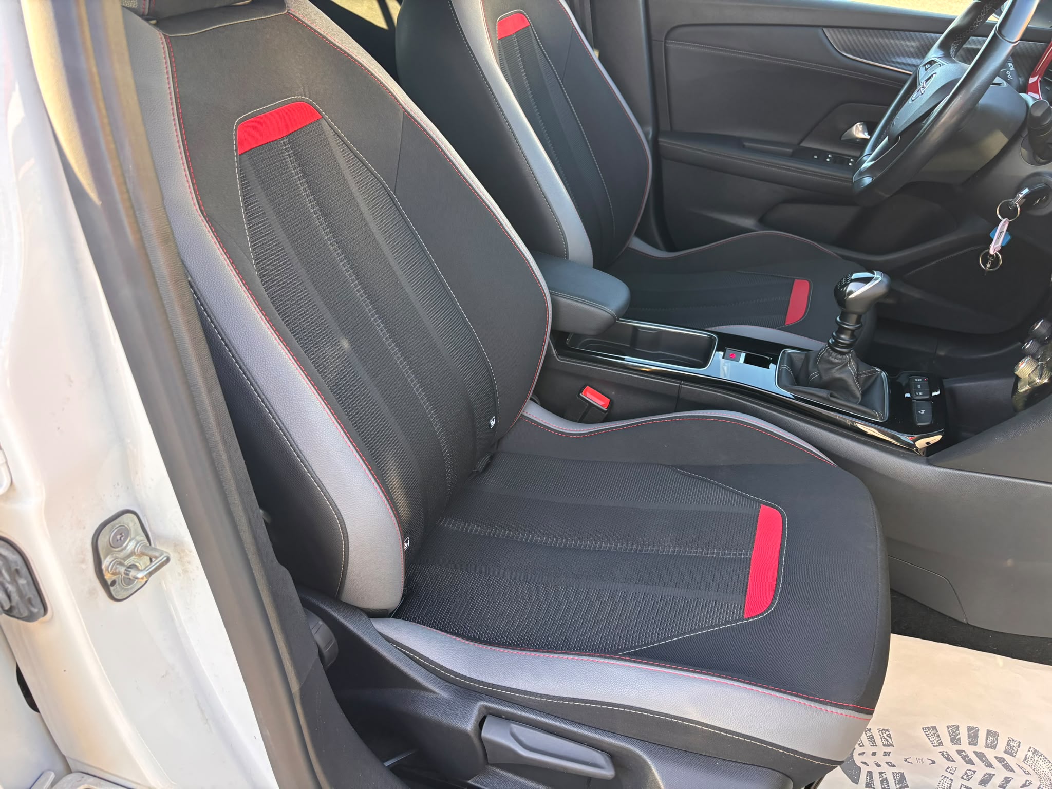 Opel Mokka 1.2 Turbo Ultimate - immagine 11