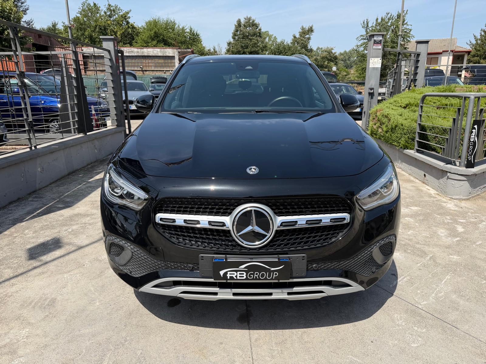 Mercedes-benz GLA 200 d Automatic 4Matic Sport - immagine 2