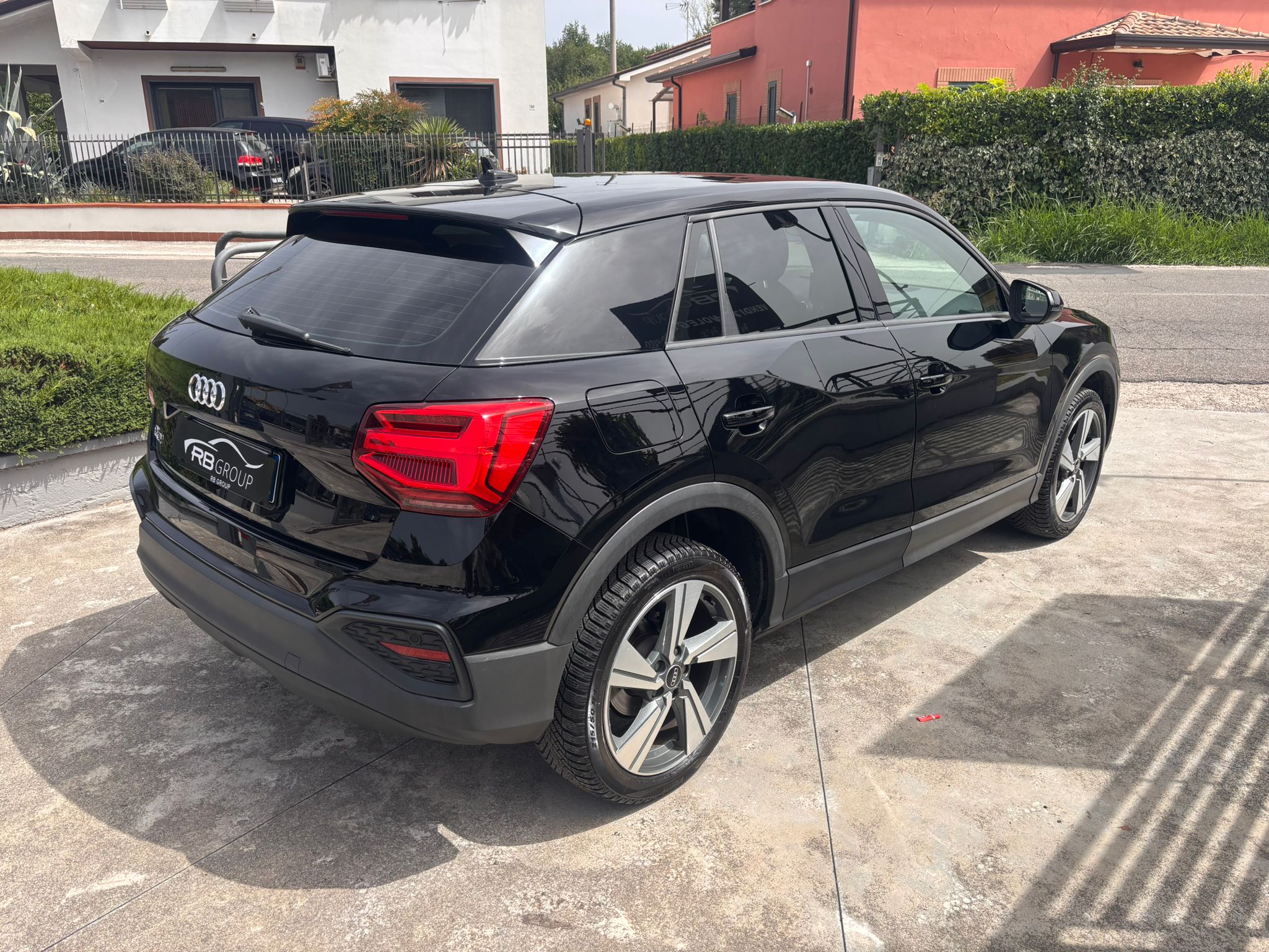 Audi Q2 30 TDI Admired - immagine 4
