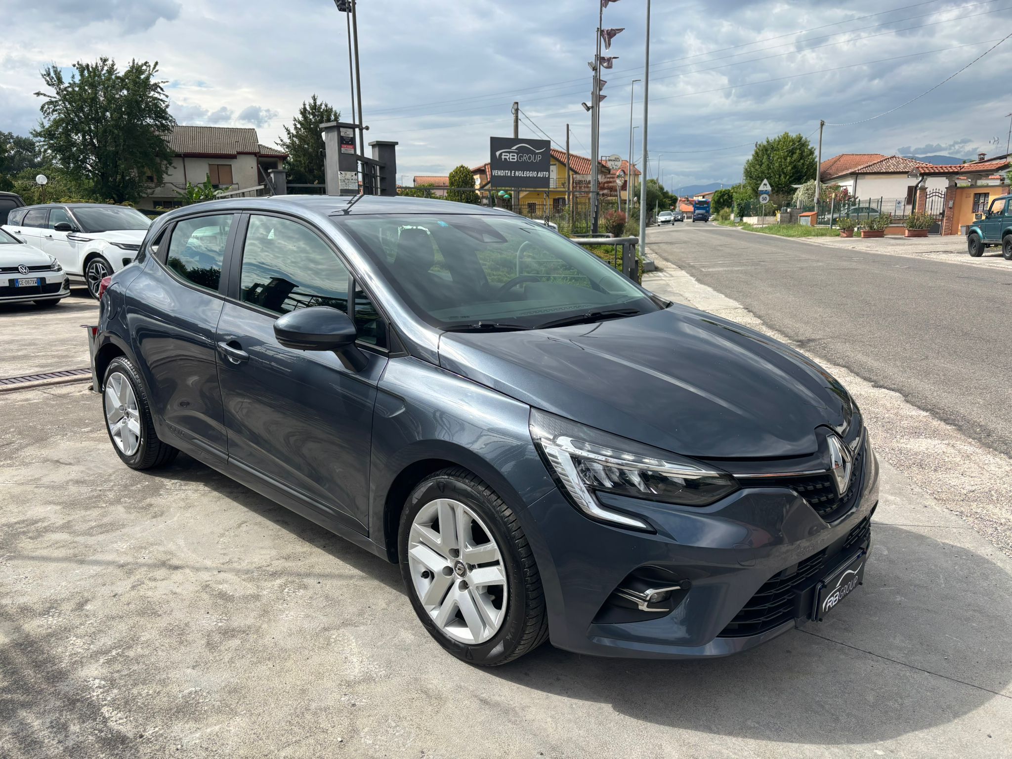 Renault Clio TCe 90 CV 5 porte Techno - immagine 3