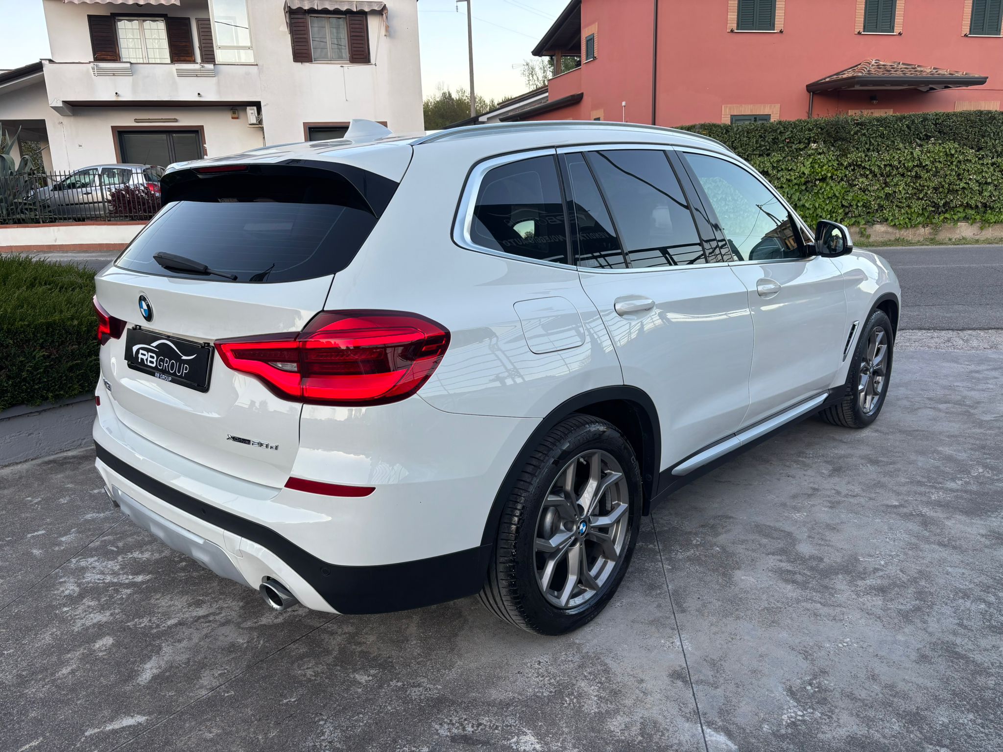 Bmw X3 xDrive20d Luxury - immagine 4