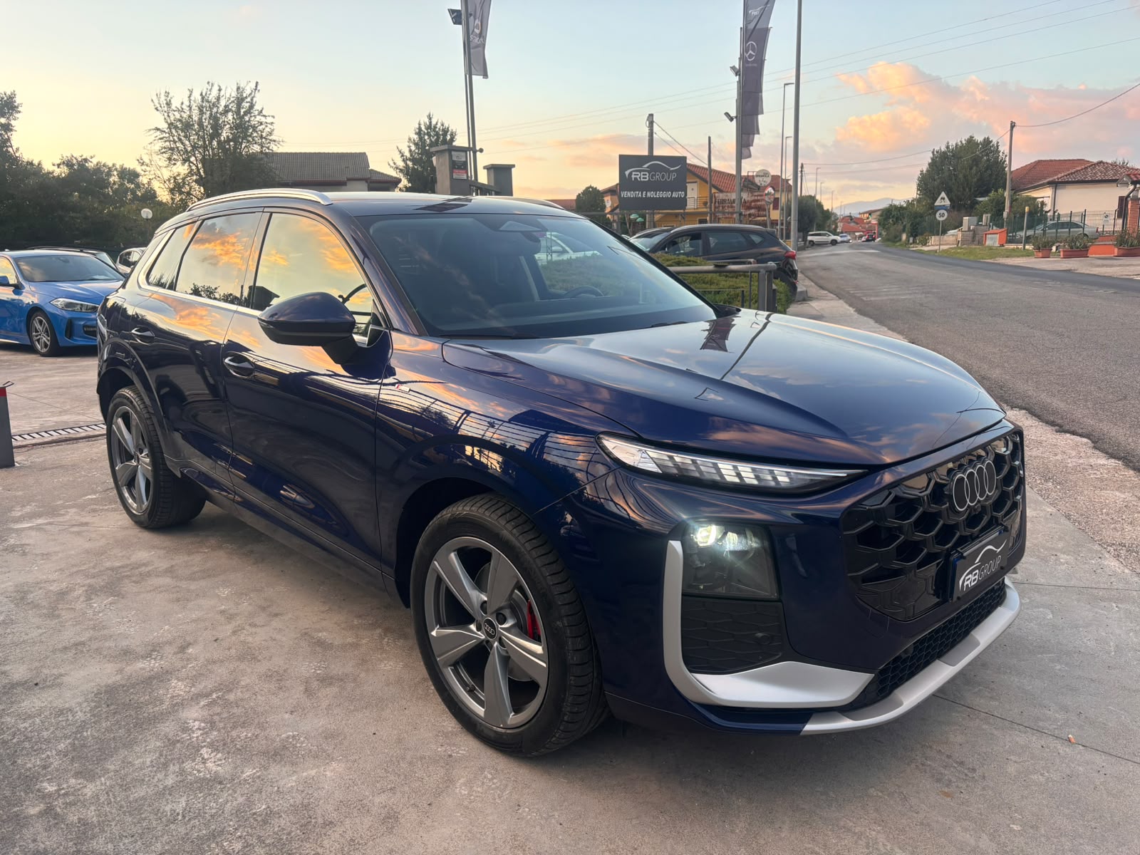 Audi Q3 35 TDI S tronic line edition - immagine 3