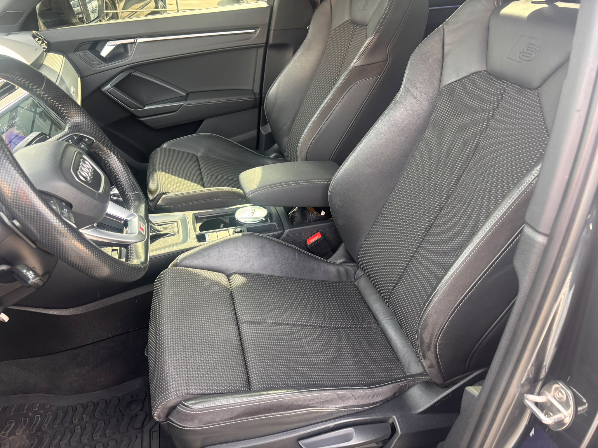 Audi Q3 40 TDI quattro S tronic line edition - immagine 17