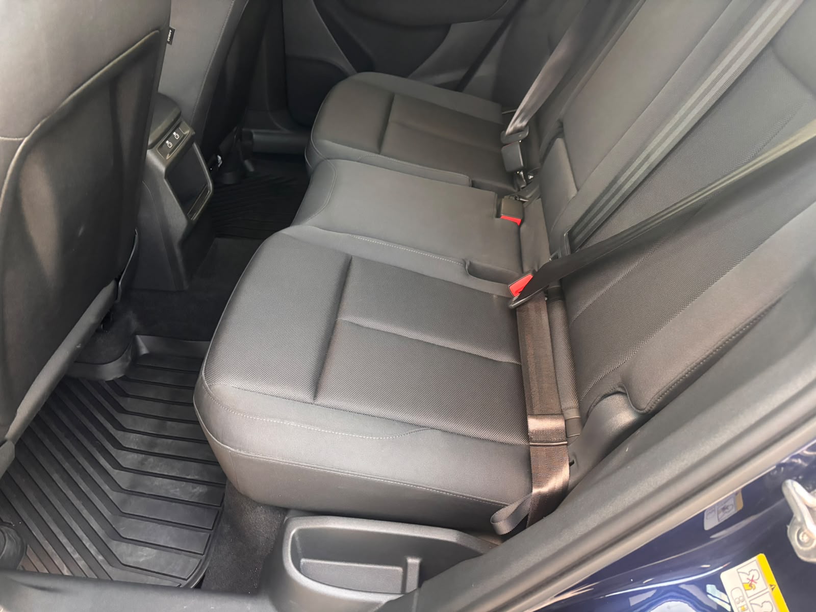 Audi Q3 35 TDI S tronic line edition - immagine 20