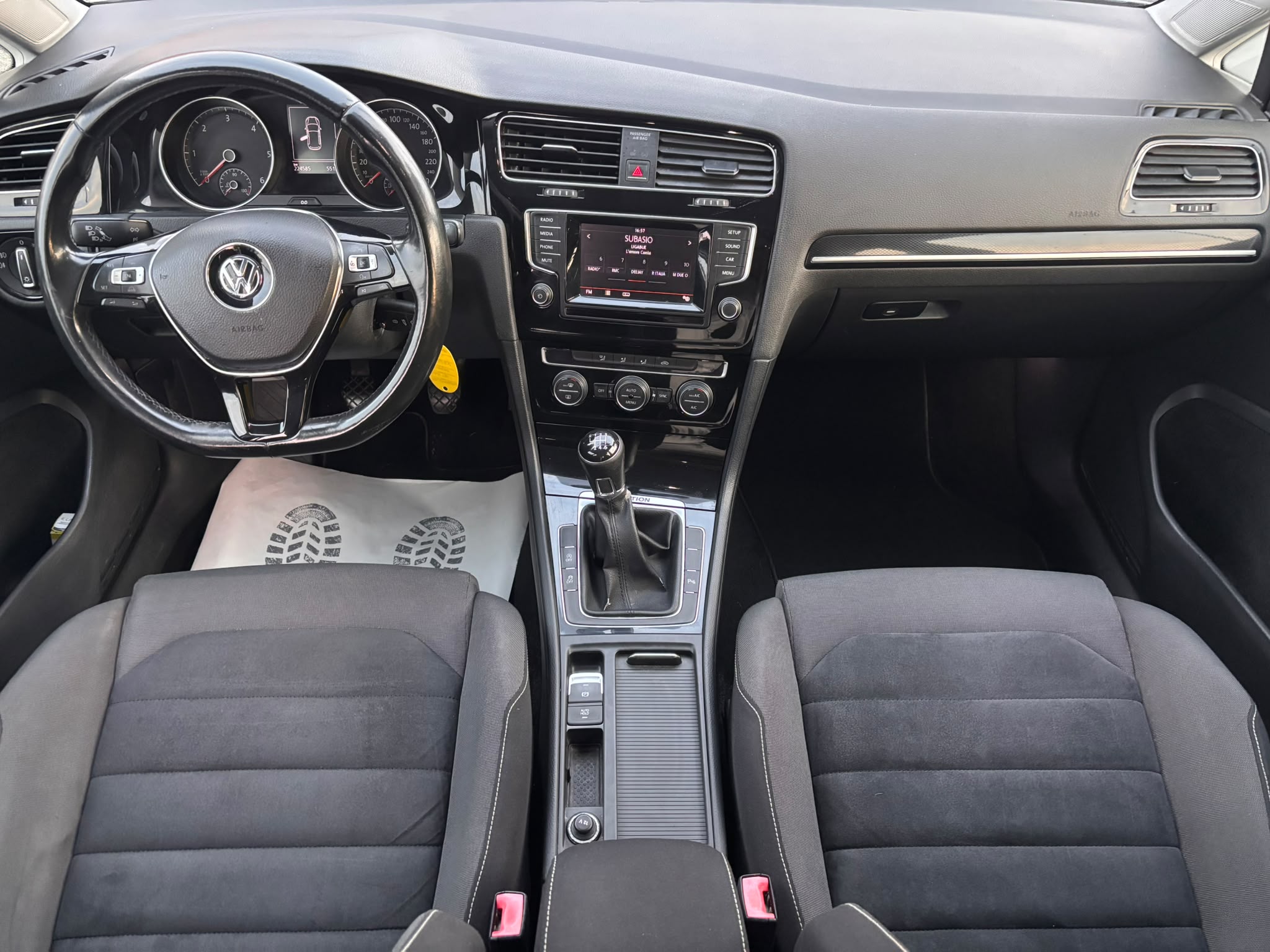 Volkswagen Golf VII 2014 5p 1.6 tdi Highline 4motion - immagine 7