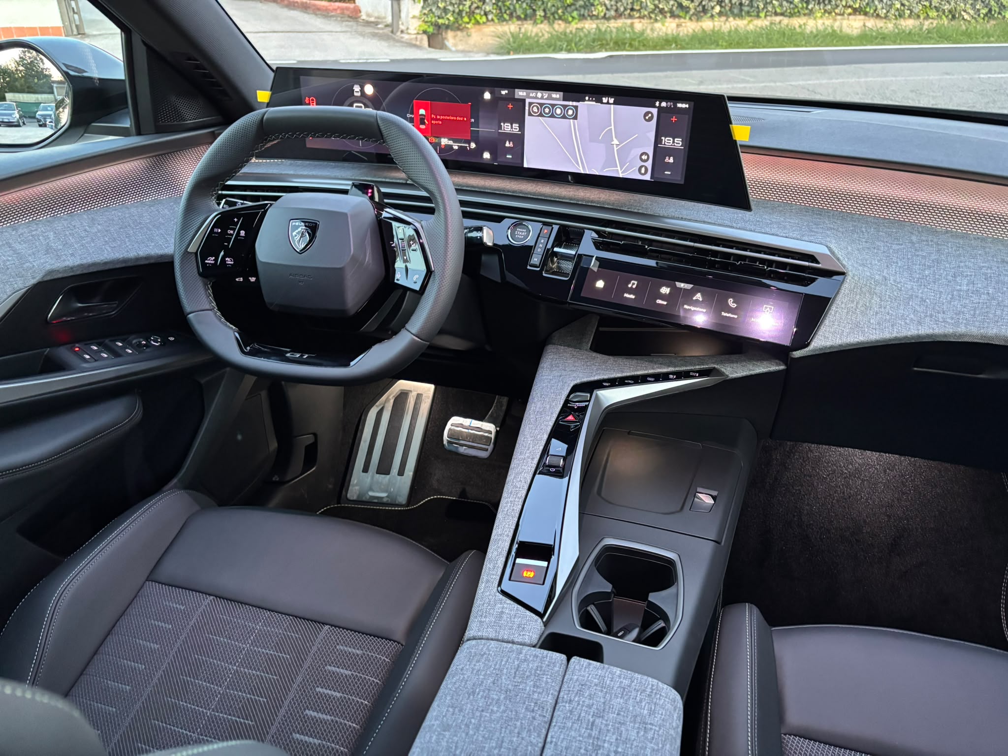 Peugeot 3008 III 2024 1.2 hybrid GT Exclusive 145cv e-dcs6 KM 0..!!! NO Vincoli di Finanz. - immagine 9