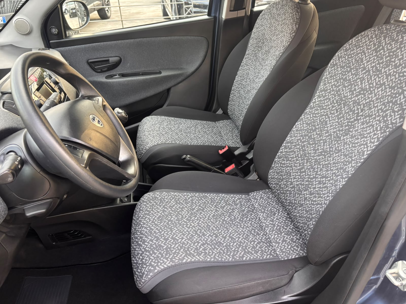 Lancia Ypsilon III 2021 1.0 firefly hybrid Gold Plus s - immagine 11