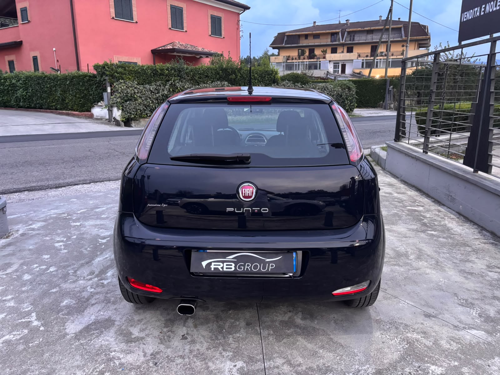 Fiat Punto 1.3 MJT II 75 CV 5 porte Lounge - immagine 5