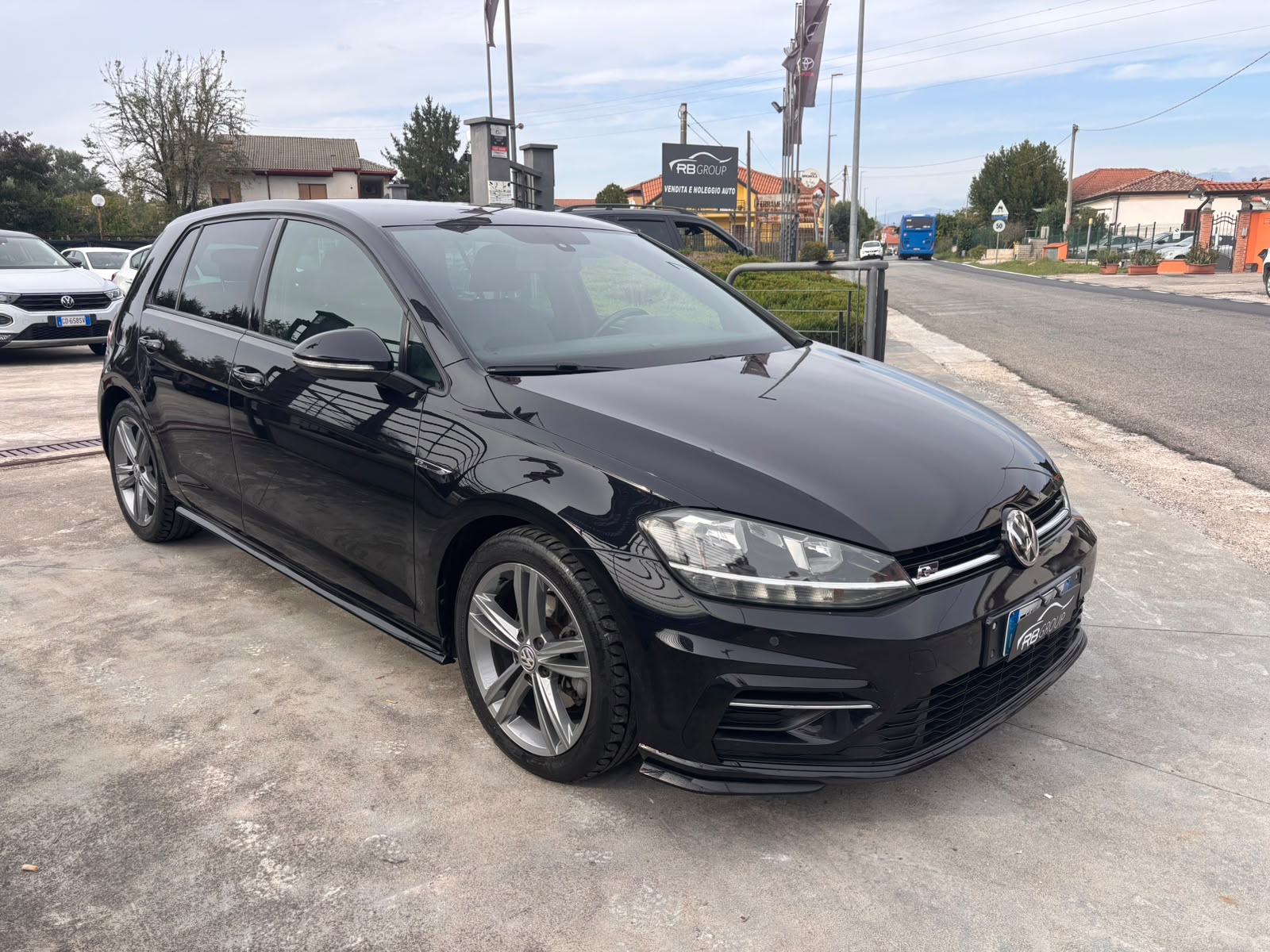 Volkswagen Golf VII 2017 5p 1.6 tdi R Line 115cv - immagine 3