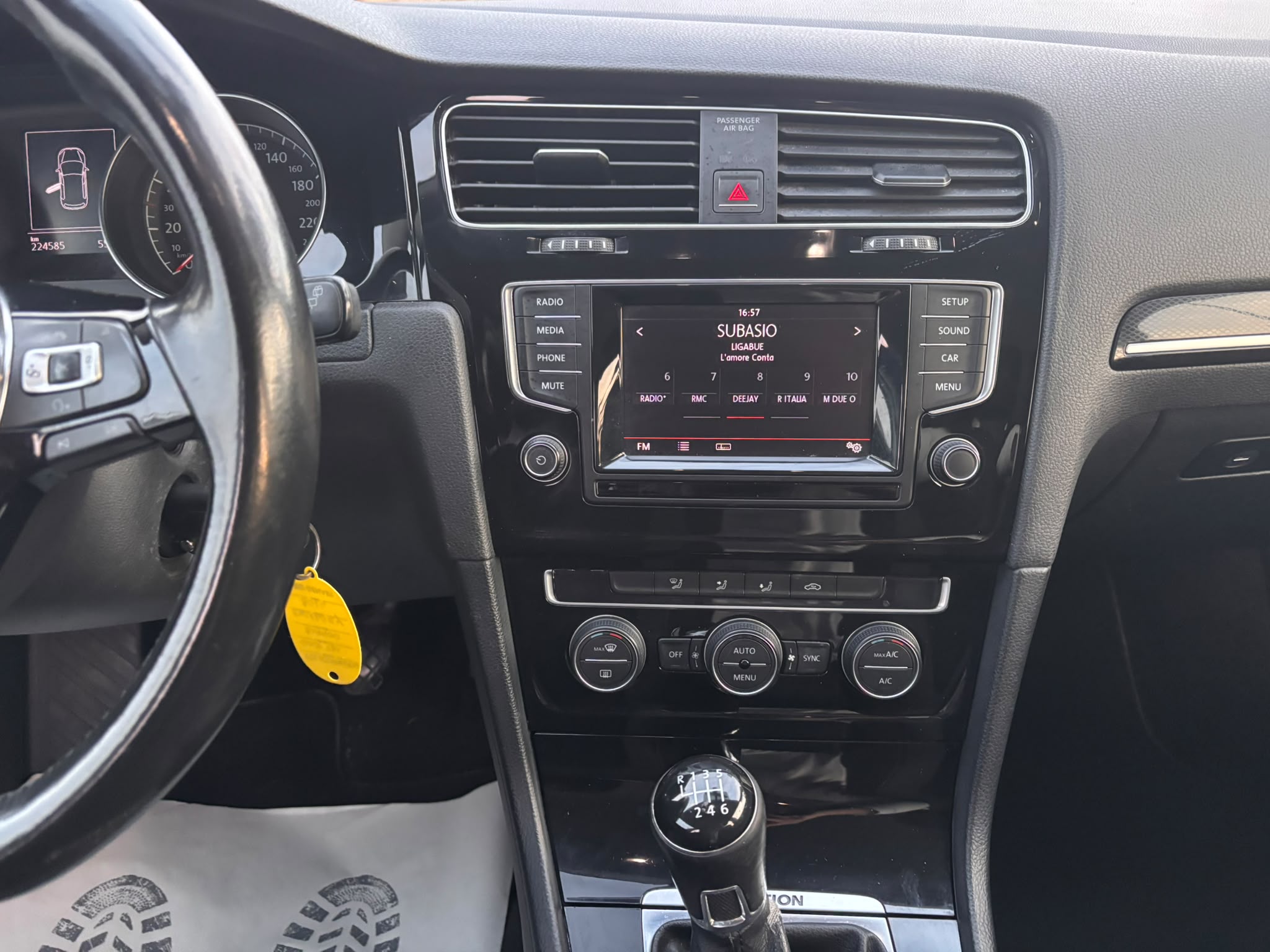 Volkswagen Golf VII 2014 5p 1.6 tdi Highline 4motion - immagine 13