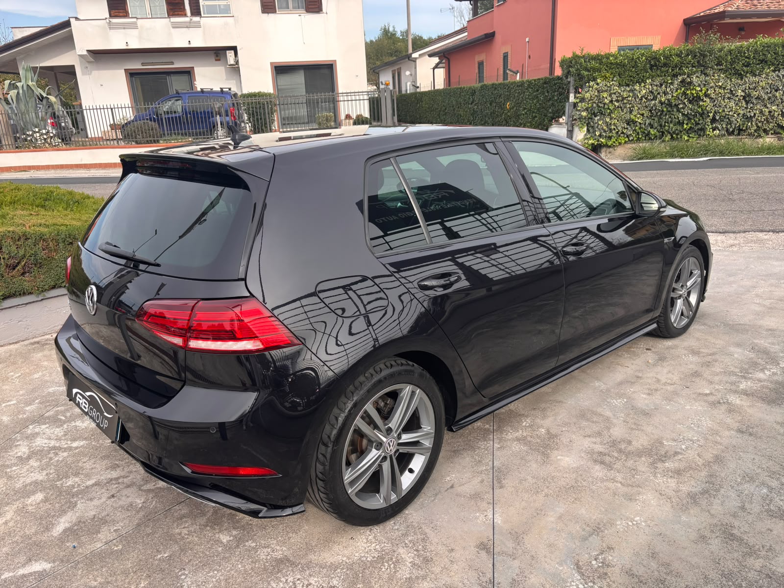 Volkswagen Golf VII 2017 5p 1.6 tdi R Line 115cv - immagine 4
