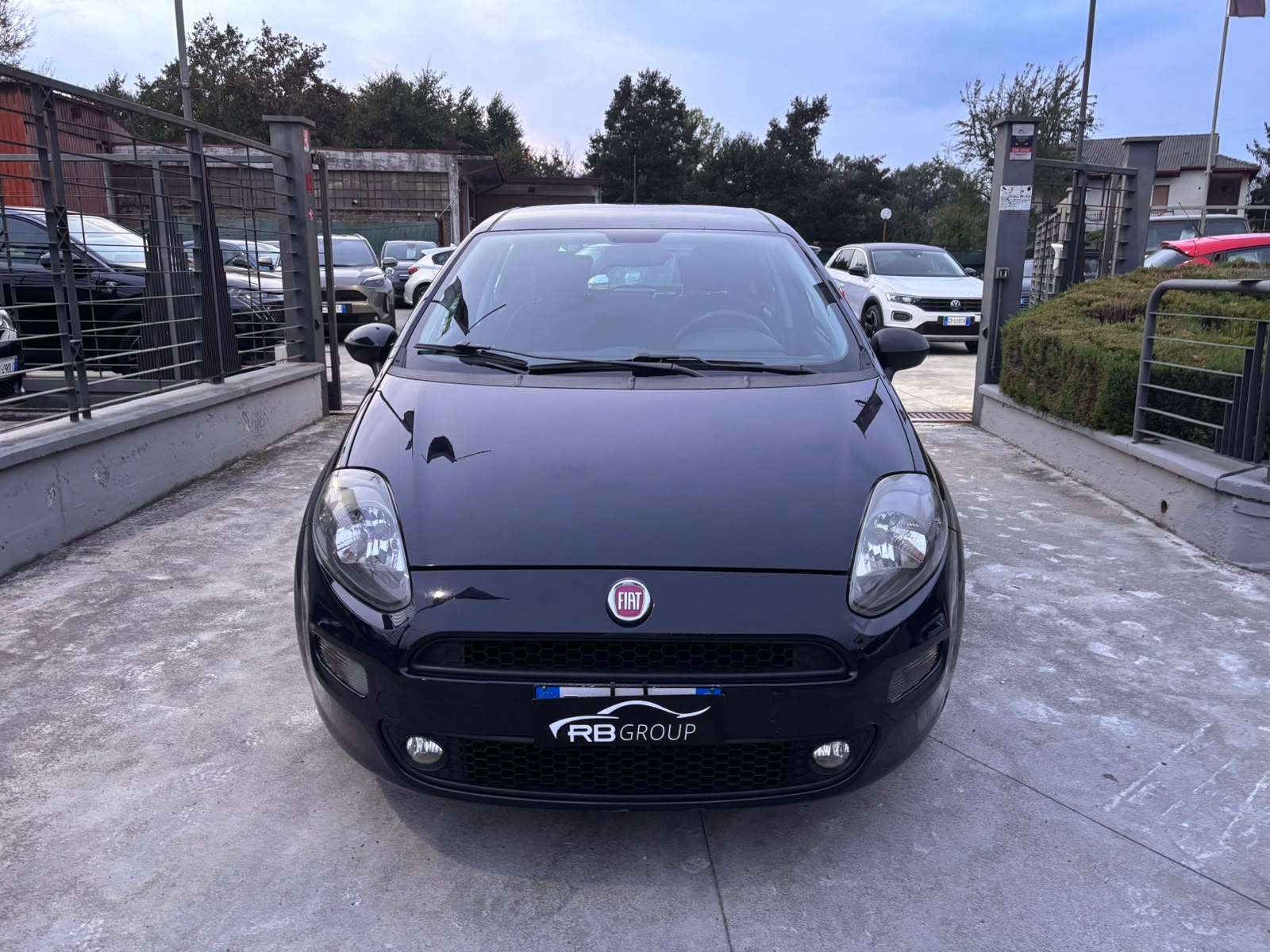 Fiat Punto 1.3 MJT II 75 CV 5 porte Lounge - immagine 2