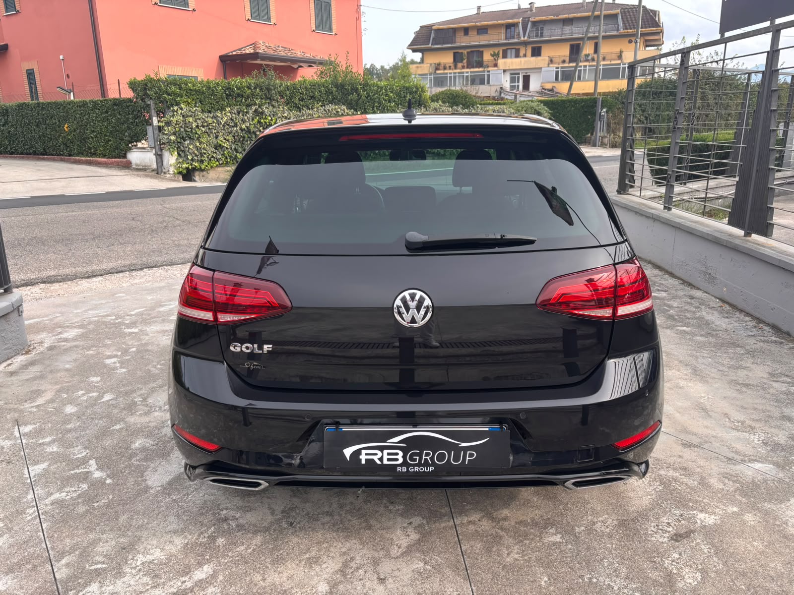 Volkswagen Golf VII 2017 5p 1.6 tdi R Line 115cv - immagine 5