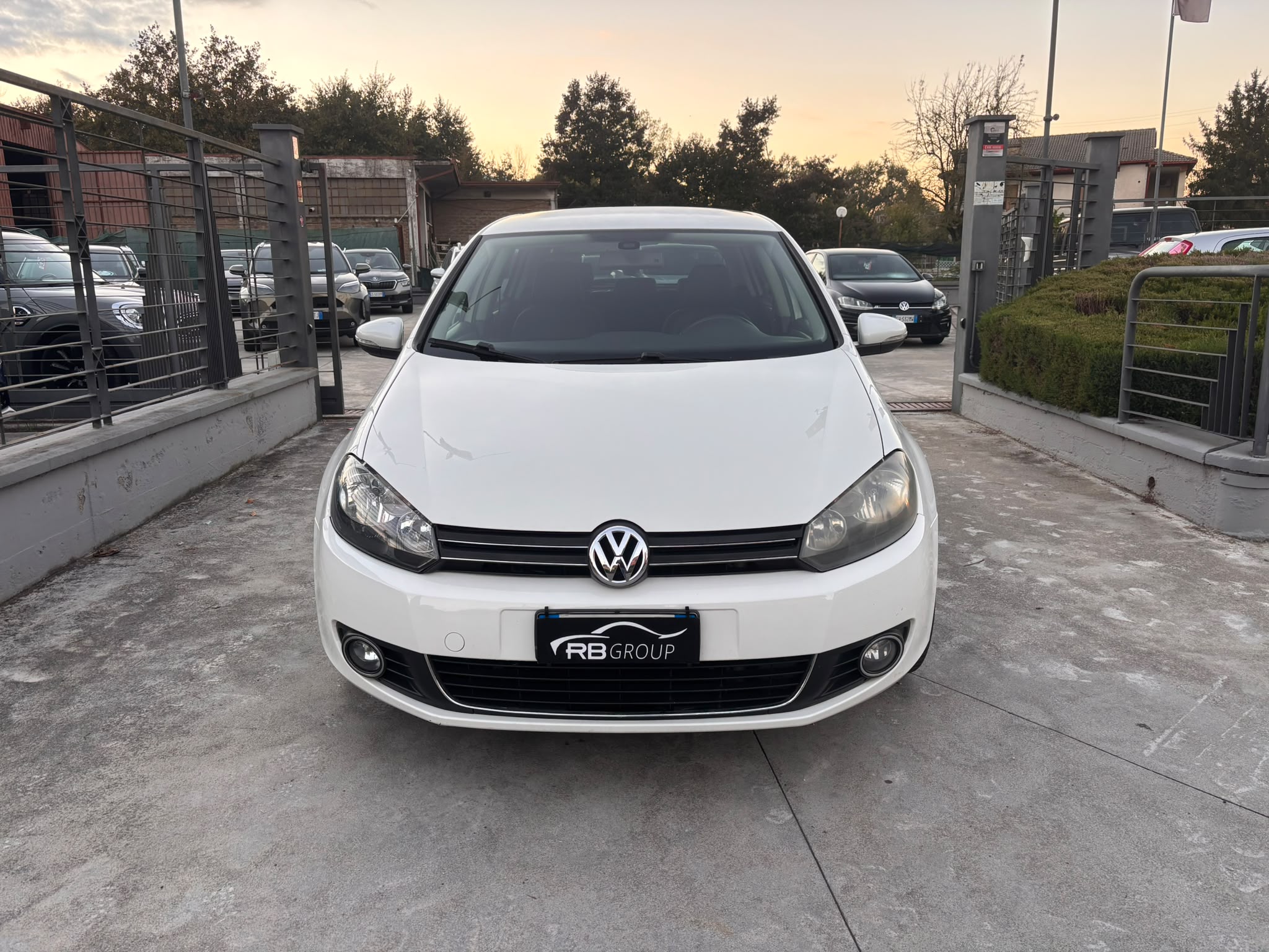 Volkswagen Golf 2.0 TDI 110CV DPF 5p. Comfort. - immagine 2